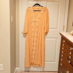 Maxi/midi gauzy FreePeople embroidered dress
